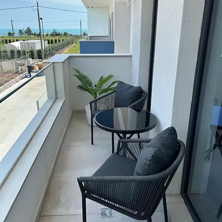 Sunrise Apartament *